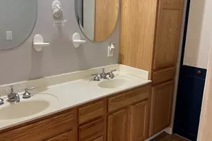 304 S 3rd St, Kirkland, IL 60146 - Photo 10