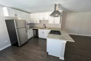 4801 N Ridgeway Ave, Chicago, IL 60625 - Photo 2