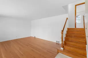 11053 Mandel Ave, Westchester, IL 60154 - Photo 6