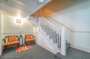 6720 S Paxton Ave, Chicago, IL 60649 - Photo 2