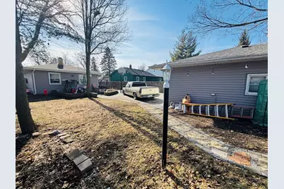 694 Parkway Avenue, Elgin, IL 60120 - Photo 6