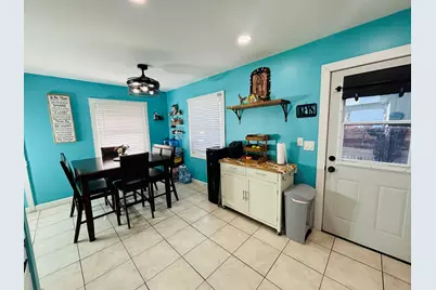 694 Parkway Avenue, Elgin, IL 60120 - Photo 10