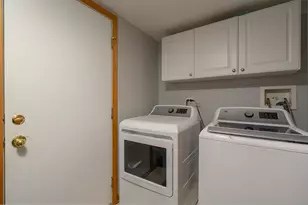 3713 Mustang Rd, Joliet, IL 60435 - Photo 12