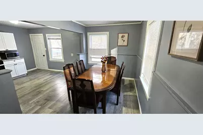 176 E Grand Avenue, Fox Lake, IL 60020 - Photo 8