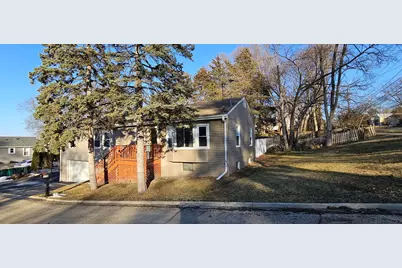 176 E Grand Avenue, Fox Lake, IL 60020 - Photo 2