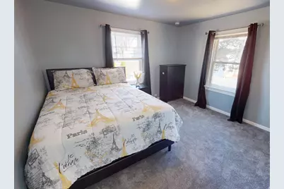 176 E Grand Avenue, Fox Lake, IL 60020 - Photo 14