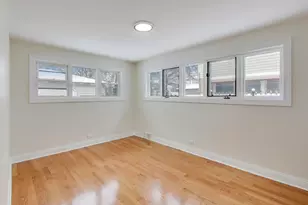 8628 Kimball Ave, Skokie, IL 60076 - Photo 12