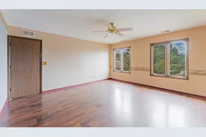 9724 W Creek Road #B2, Palos Park, IL 60464 - Photo 12