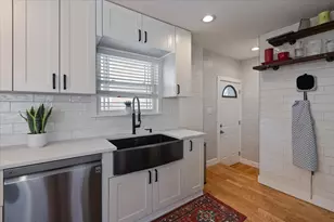 4155 Greenwood St, Skokie, IL 60076 - Photo 12