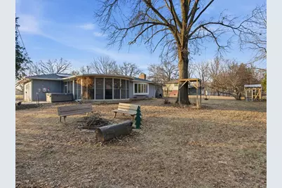 2610 31st Street, Moline, IL 61265 - Photo 10