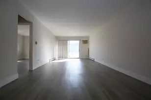 832 E Old Willow Rd, Prospect Heights, IL 60070 - Photo 4