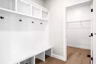 5211 Castlebar Dr, Bloomington, IL 61705 - Photo 8