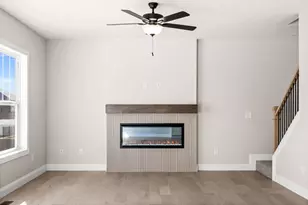 5211 Castlebar Dr, Bloomington, IL 61705 - Photo 22