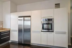 2414 W Grenshaw St, Chicago, IL 60612 - Photo 8