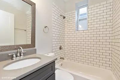 [Address not provided], Chicago, IL 60608 - Photo 10