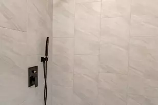 6218 W Foster Ave, Chicago, IL 60630 - Photo 22