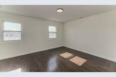 6218 W Foster Avenue, Chicago, IL 60630 - Photo 20