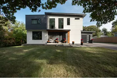 9141 S 83rd Avenue, Hickory Hills, IL 60457 - Photo 2