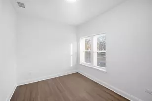 1942 Elmwood Ave, Berwyn, IL 60402 - Photo 6