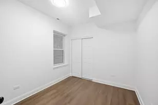 1942 Elmwood Ave, Berwyn, IL 60402 - Photo 6