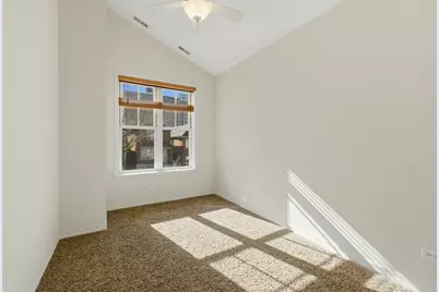 1042 W 34th Place, Chicago, IL 60608 - Photo 20