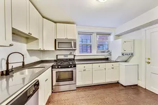 2340 W Augusta Blvd, Chicago, IL 60622 - Photo 10