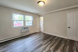 [Address not provided], Chicago, IL 60645 - Photo 12