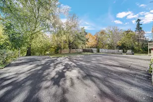 31 Wellington Ave, Mundelein, IL 60060 - Photo 20