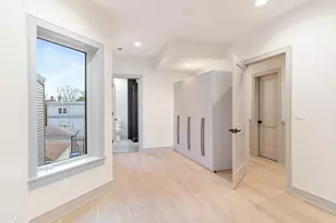 3317 N Avers Ave, Chicago, IL 60618 - Photo 12