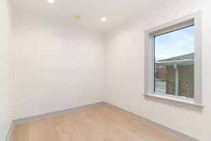 3317 N Avers Ave, Chicago, IL 60618 - Photo 10