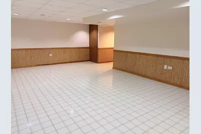 1428 W Sapphire Drive, Hoffman Estates, IL 60192 - Photo 14