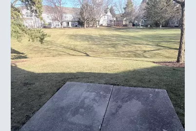 1428 W Sapphire Drive, Hoffman Estates, IL 60192 - Photo 6