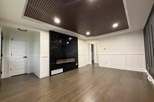 6230 W 63rd Pl, Chicago, IL 60638 - Photo 2