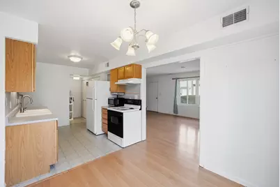 1729 Cedarbrook Court, Sycamore, IL 60178 - Photo 16