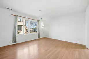 1729 Cedarbrook Ct, Sycamore, IL 60178 - Photo 10