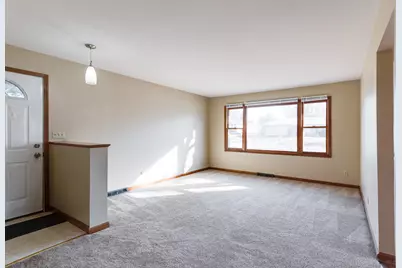 1131 Johnston Drive, Aurora, IL 60506 - Photo 4