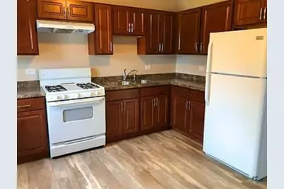 11 E Streamwood Boulevard, Streamwood, IL 60107 - Photo 4