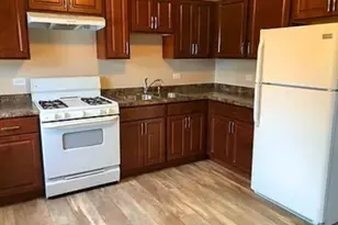 11 E Streamwood Blvd, Streamwood, IL 60107 - Photo 4