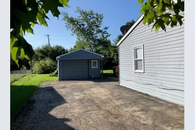 11 E Streamwood Boulevard, Streamwood, IL 60107 - Photo 6