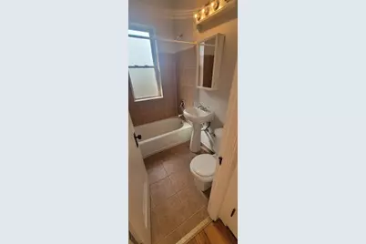 2922.5 N Sacramento Street #3E, Chicago, IL 60618 - Photo 2