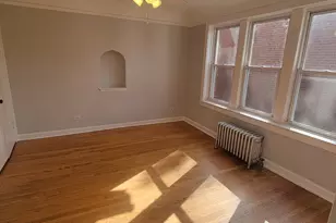 2922 5 N Sacramento St, Chicago, IL 60618 - Photo 10