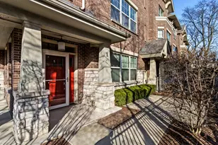 311 S NW Hwy, Park Ridge, IL 60068 - Photo 2