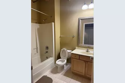 241 Main Street #215, Bartlett, IL 60103 - Photo 12