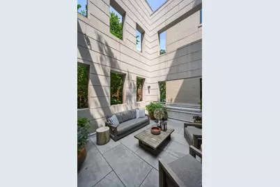 2035 N Orleans Street #M2, Chicago, IL 60614 - Photo 28