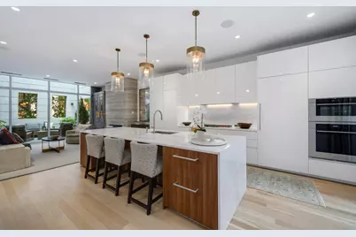 2035 N Orleans Street #M2, Chicago, IL 60614 - Photo 8