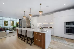 2035 N Orleans St, Chicago, IL 60614 - Photo 8