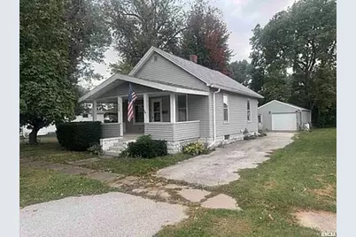 620 N D Street, Monmouth, IL 61462 - Photo 2