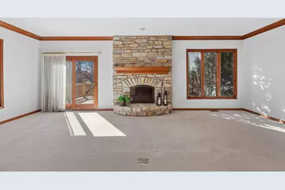 26W011 Klein Creek Drive, Winfield, IL 60190 - Photo 6