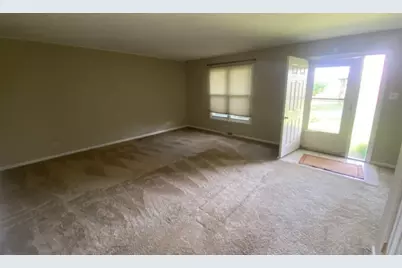 505 Woodland Avenue, Wauconda, IL 60084 - Photo 4