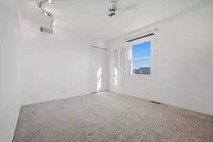 811 Phaeton Pl, Normal, IL 61761 - Photo 22